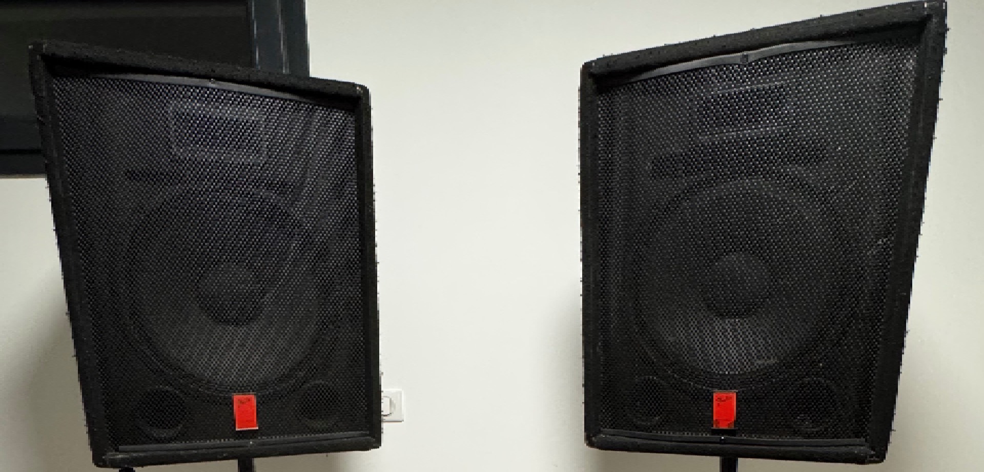 100€*Sonorisation 100–150 personnes